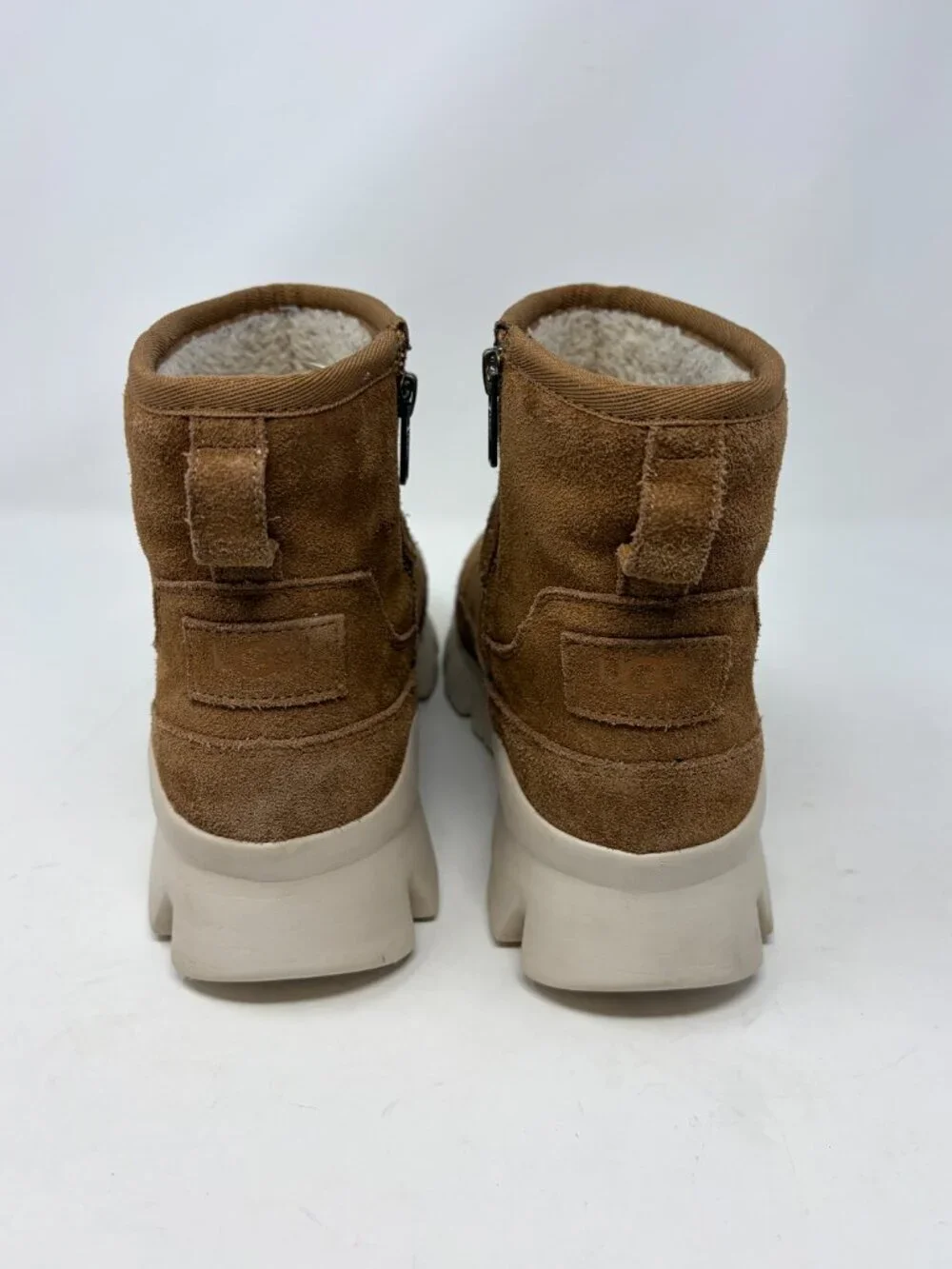 UGG women's Palomar boots 8 low waterproof suede brown